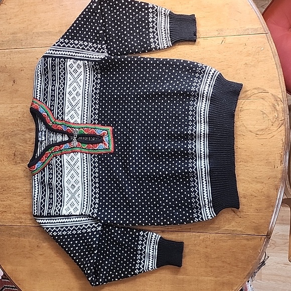 Vintage 90s wool Dale of Norway Scandinavian sweater 50 M L EUC - Picture 3 of 17